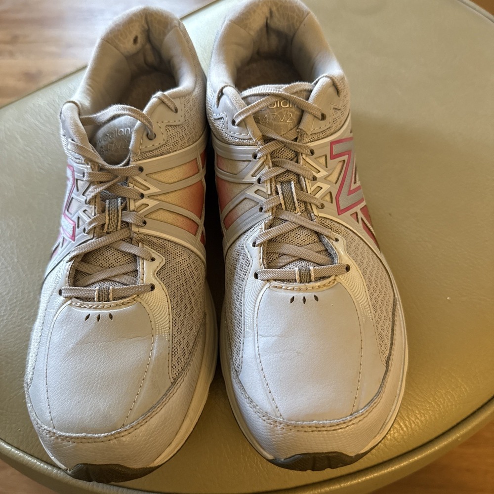 New Balance Women's 847v2 Walking Size 11 Athletic‎ Shoes Grey/Pink |WW847GR2| - Picture 9 of 15
